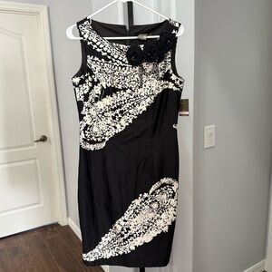 Taylor Flower Floral Black Cocktail Mini Dress NWT Black White Cream Size 6